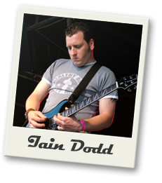 iain dodd is the lead singer and guitar